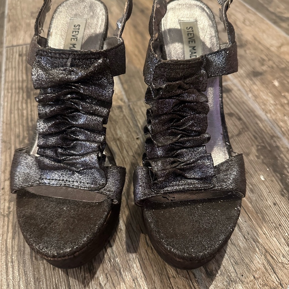 Steve Madden Women's Peuter Wedges